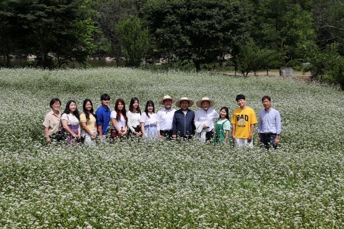 [크기변환]0613 권기창 안동시장, 문체부 장관 만나 국비 지원 건의 (3).JPG