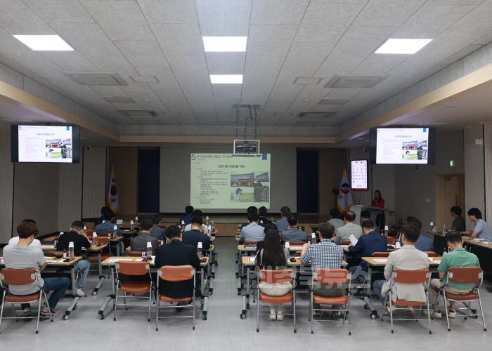 [크기변환]1-2 사진(영양군 청년정책 기본계획 착수보고회 개최).jpg