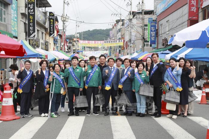 [크기변환]추석맞이_전통시장_장보기(중앙신시장) (1) (1).jpg
