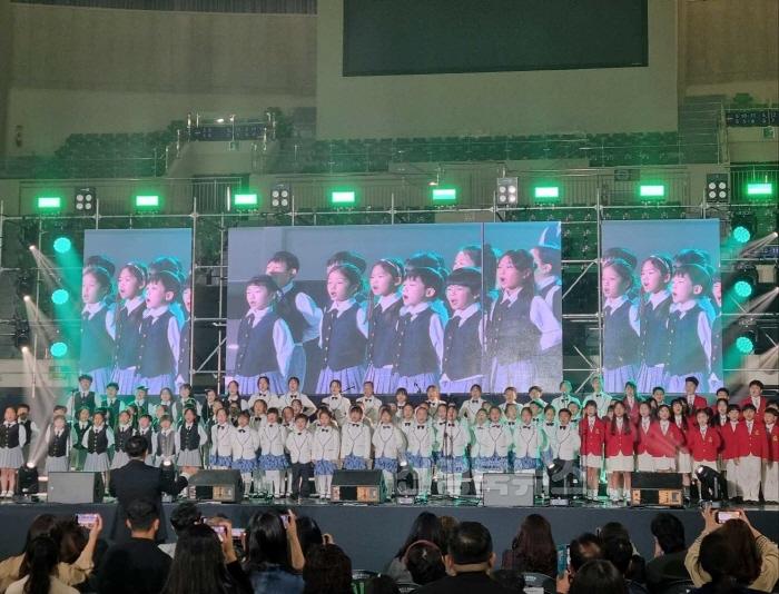 [크기변환][교육지원과] 학생예술축제사진2.jpg