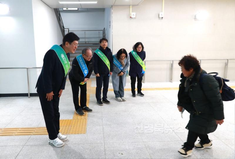 울진군 철도 역사의 첫 걸음 ~ 동해선 울진역 첫 운행 1.JPG