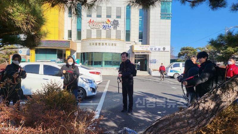 대곡동 산불기계화 진화훈련 실시-대곡동(사진5, 등짐펌프 시범1).jpg