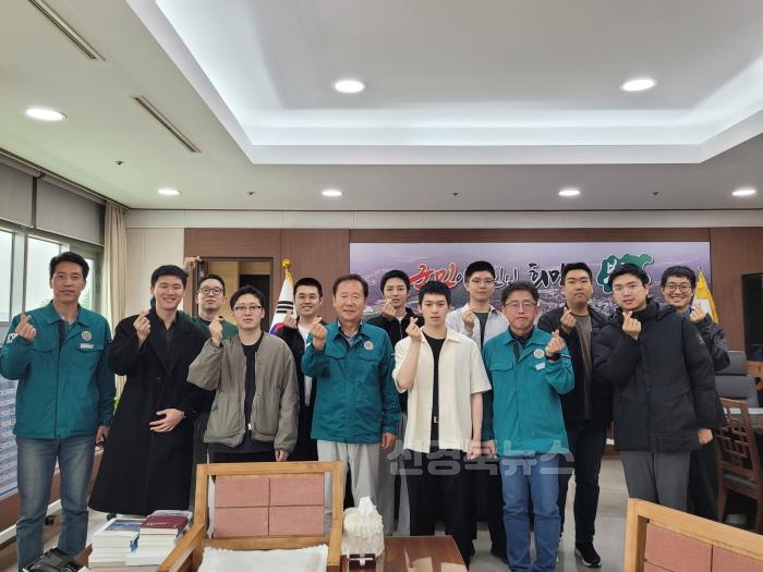 [크기변환]1. 봉화군, 2025년 신규 공중보건의사 10명 배치(1).jpg