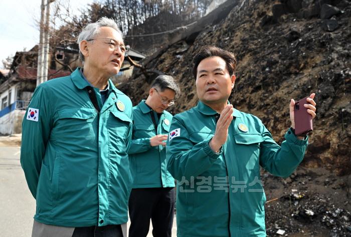 [크기변환]5._문체부장관._방문.jpg