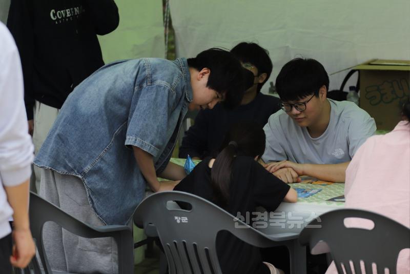 [포항고]지역 연계 과학체험 부스 운영 사진 (1).JPG