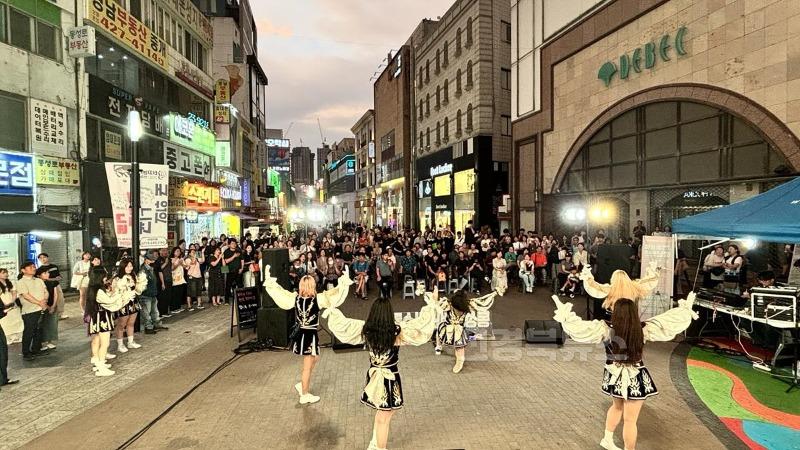[붙임1]_2024년도_동성로_청년버스킹_오픈캠퍼스_공연_1.jpg