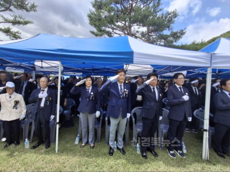 2-3. 김용배장군 추모제.jpg