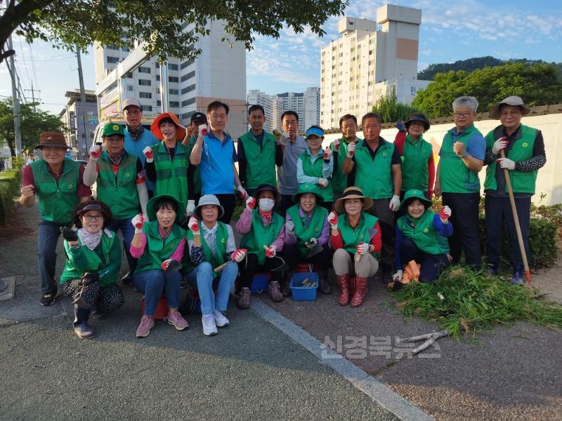 대곡동 새마을지도자협의회 환경정화활동 실시-대곡동(사진1).jpg