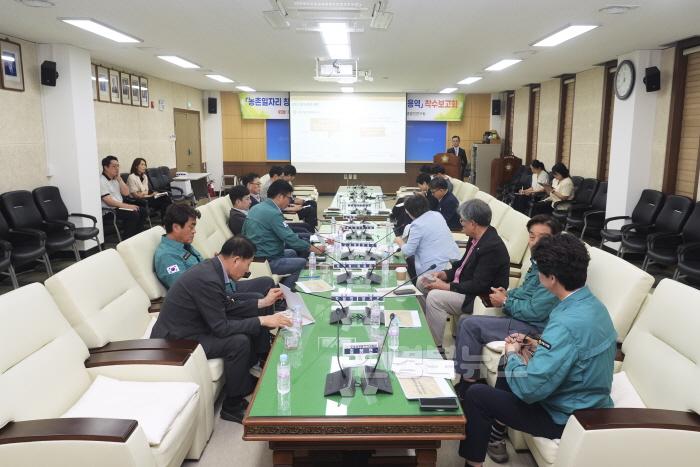 [크기변환]농촌일자리창출및영농인력확보방안연구_착수보고회(도농상생발전연구회) (3).jpg