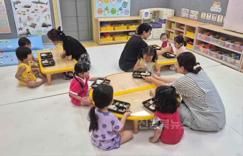 김천시 K보듬 6000 어린이집, 토요일 급식 지원-가족행복과(사진1).jpg