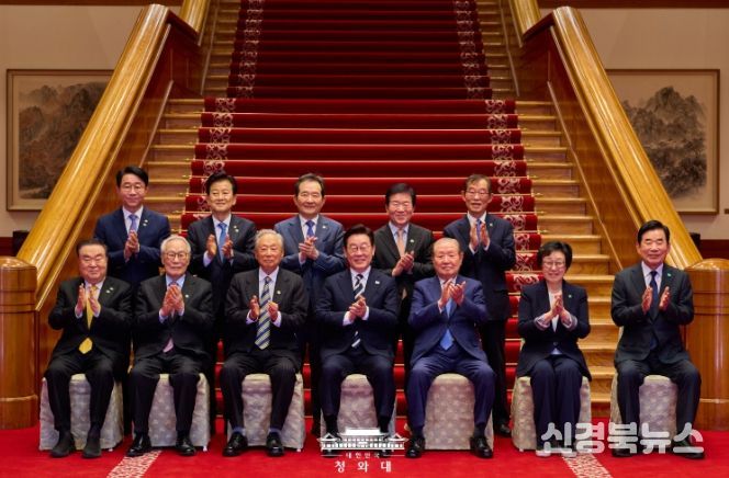 더불어민주당 상임고문단 오찬 간담회(청와대)