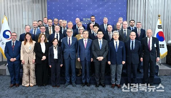 주NATO 30개국 대사단 접견