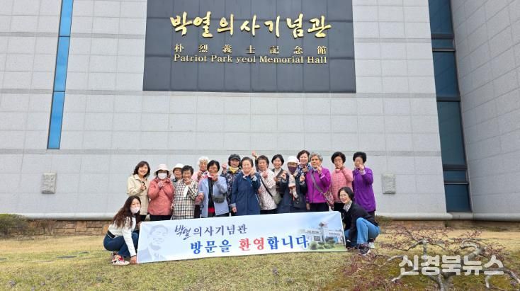 단체 기념 촬영 사진